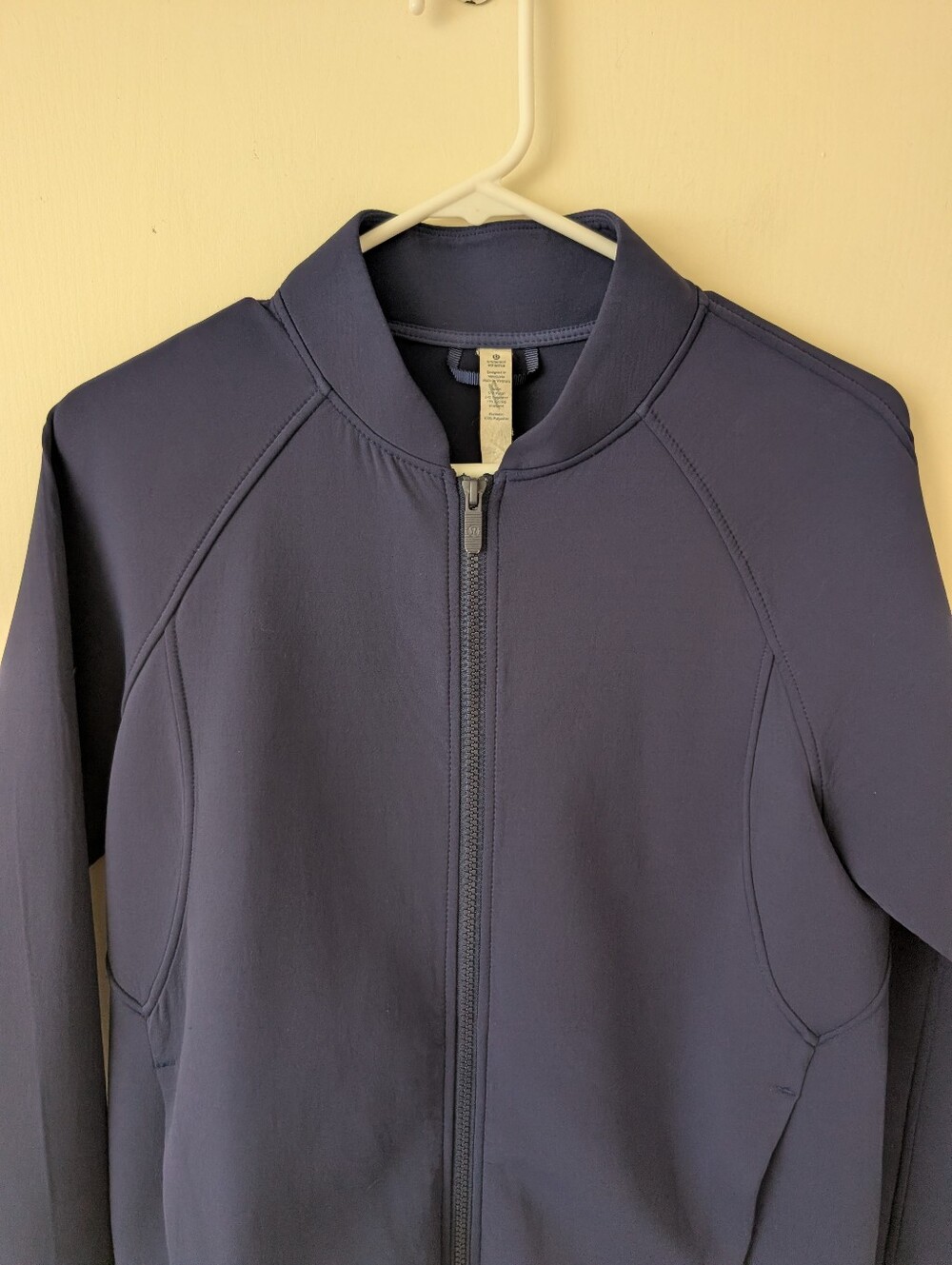 lululemon athletica Womens 6 Blue Zip Up Lightweight Jacket Activewear - Picture 3 of 7